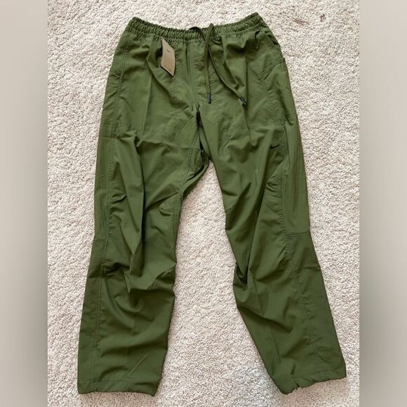 Nike DRI-FIT ADV A.P.S. Woven Fitness Pants Green - Picture 8 of 12